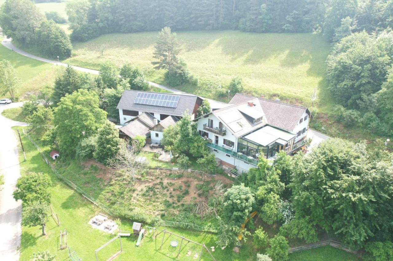 Gasthaus - Gaestehaus Schusterbauer Rein Exterior foto