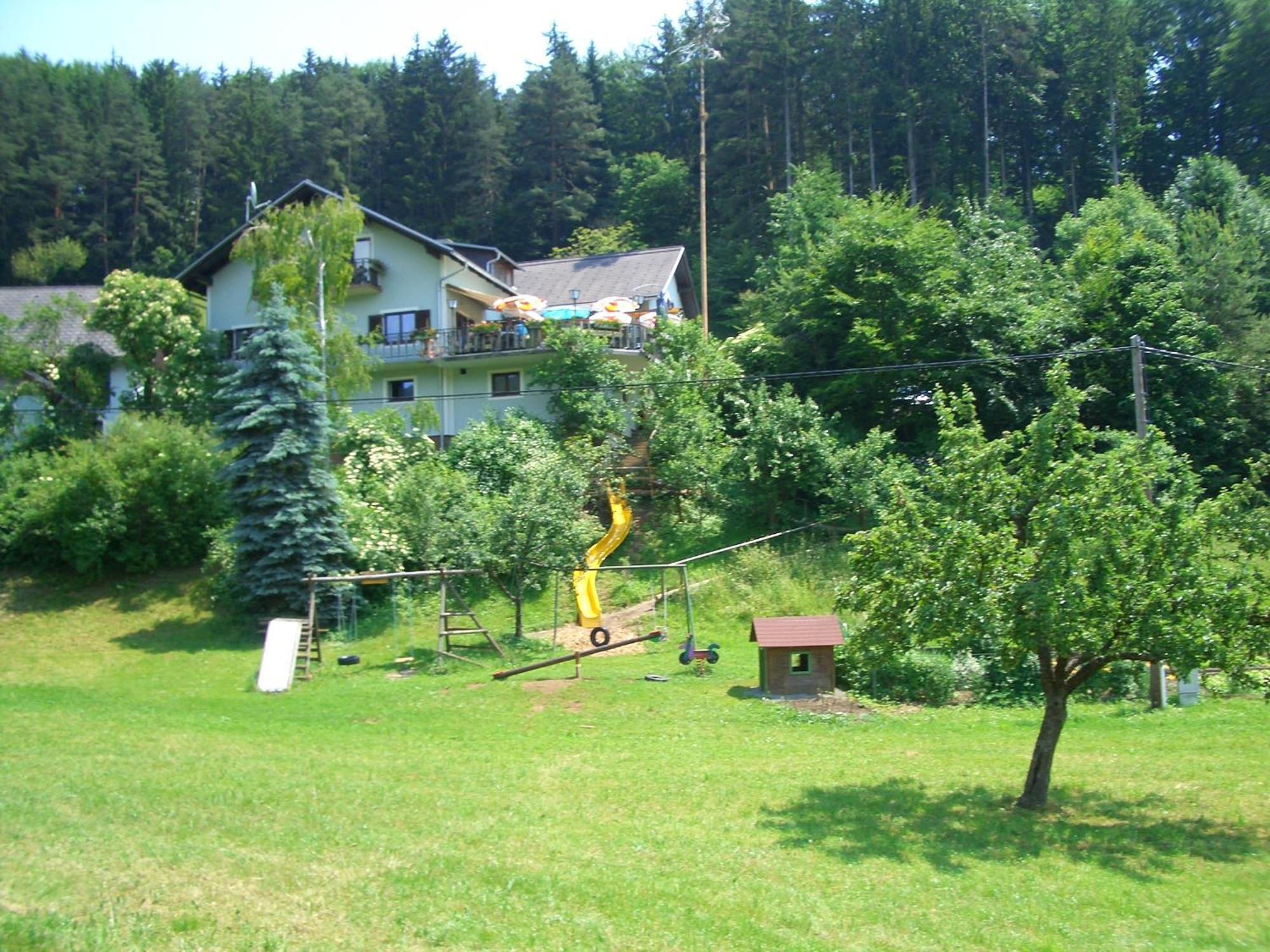 Gasthaus - Gaestehaus Schusterbauer Rein Exterior foto